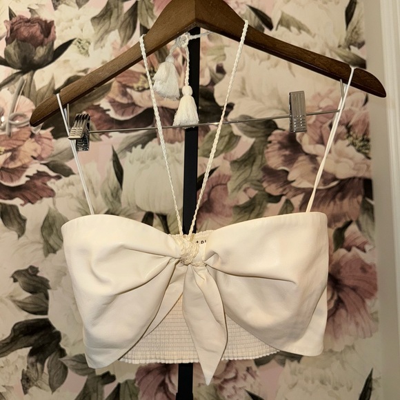 Alice + Olivia Tops - Alice + Olivia Livia Vegan Leather Crop Top